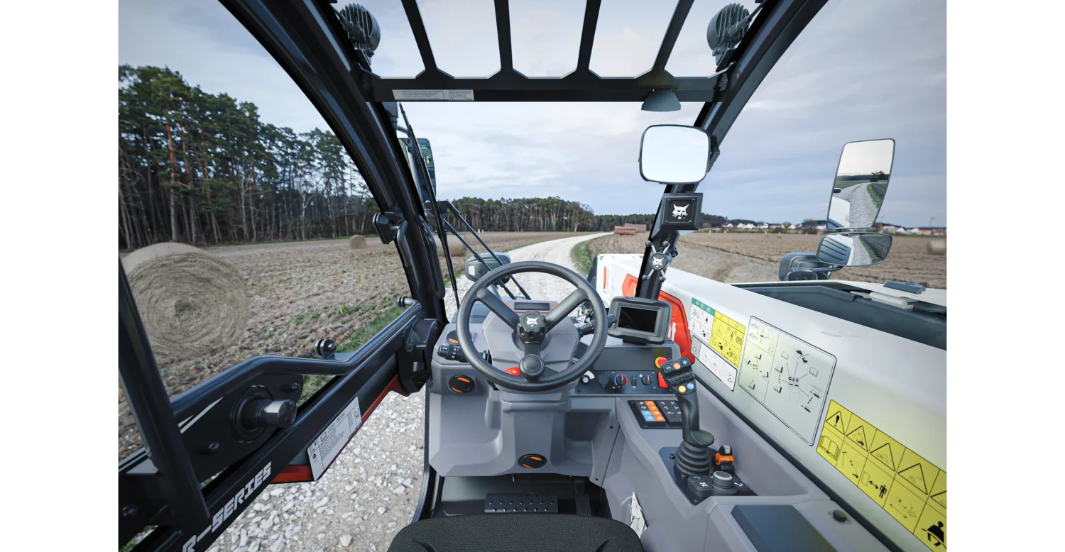 bobcat tl623 telehandler interior