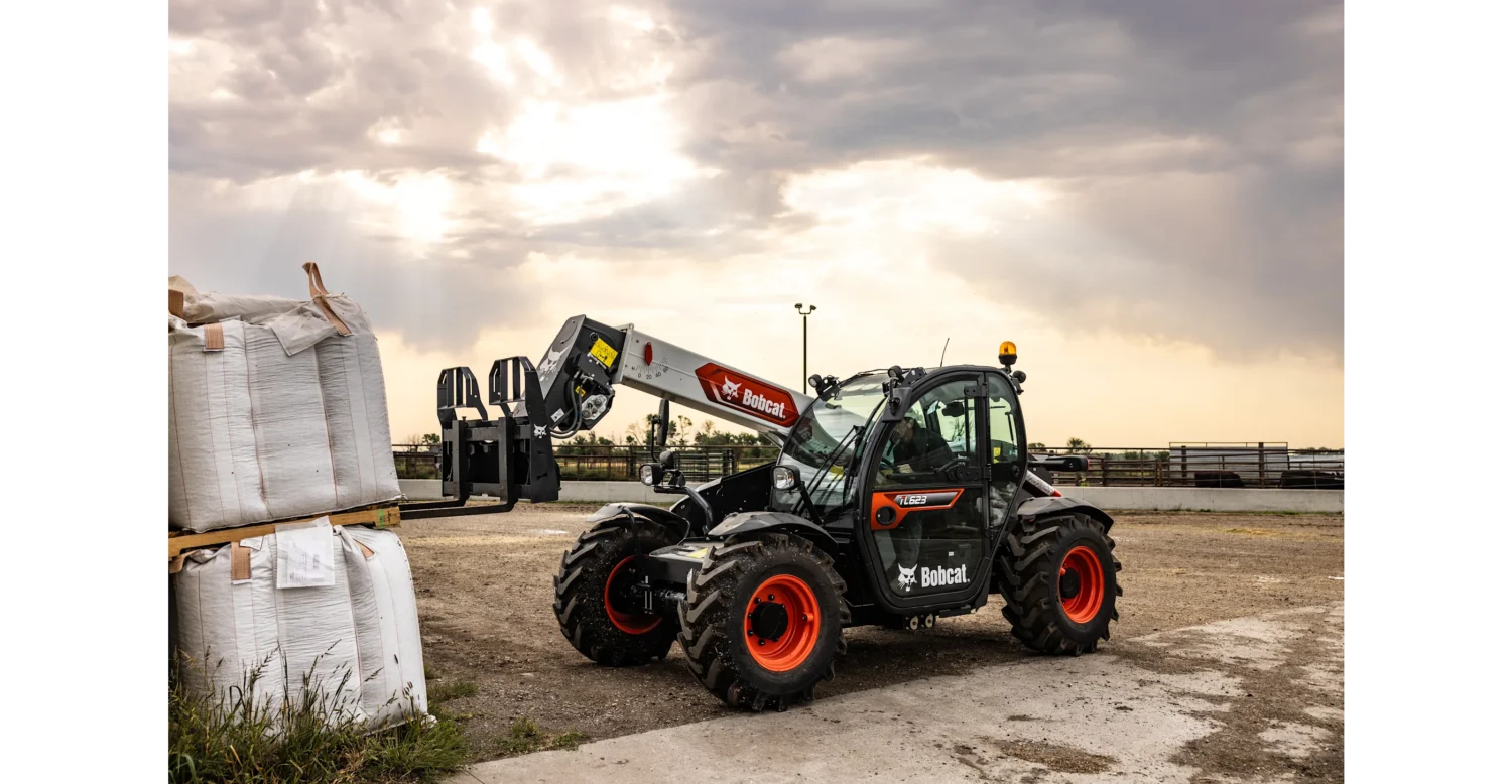 bobcat-tl623 telehandler pallet-fork